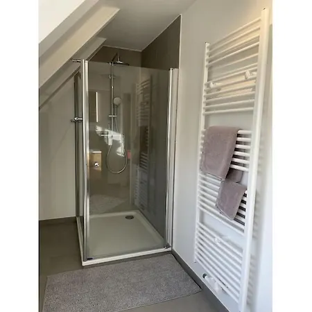 1-bedroom *